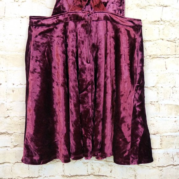 Hot Topic Crushed Velvet Jumper Overall Dress Women S Burgundy Skirtall Pinafore - Picture 11 of 14